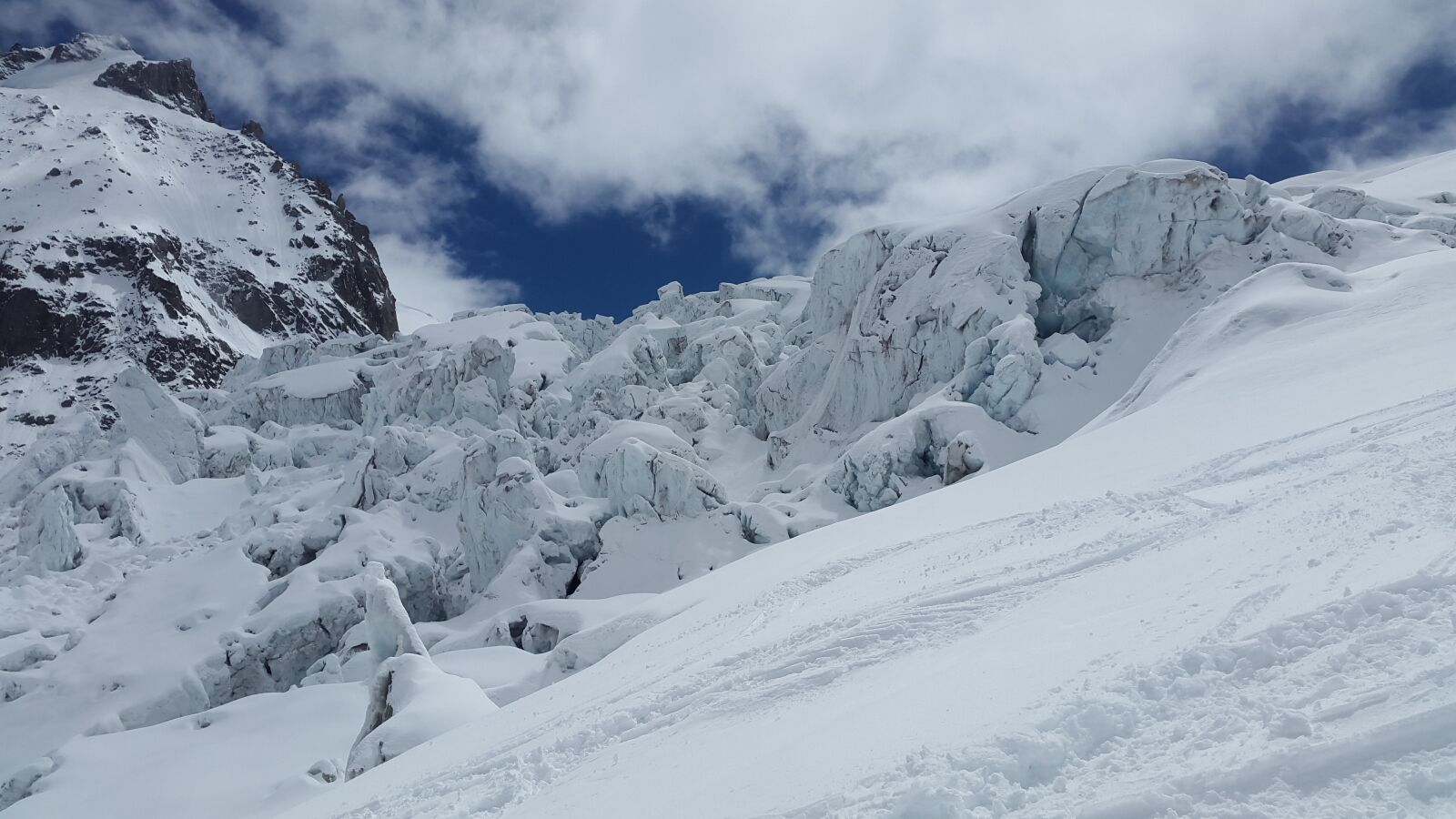 Samsung Galaxy Alpha sample photo. Mer de glace, glacier photography