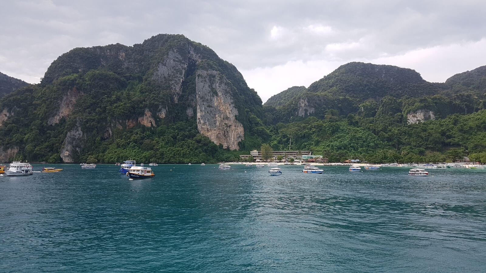 Samsung Galaxy S7 Edge sample photo. Phuket, phi phi island photography