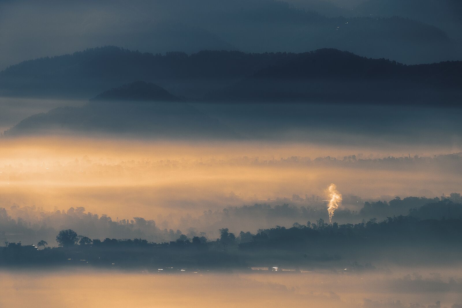 Canon EF 75-300mm f/4-5.6 sample photo. Landscape, fog, sunrise photography
