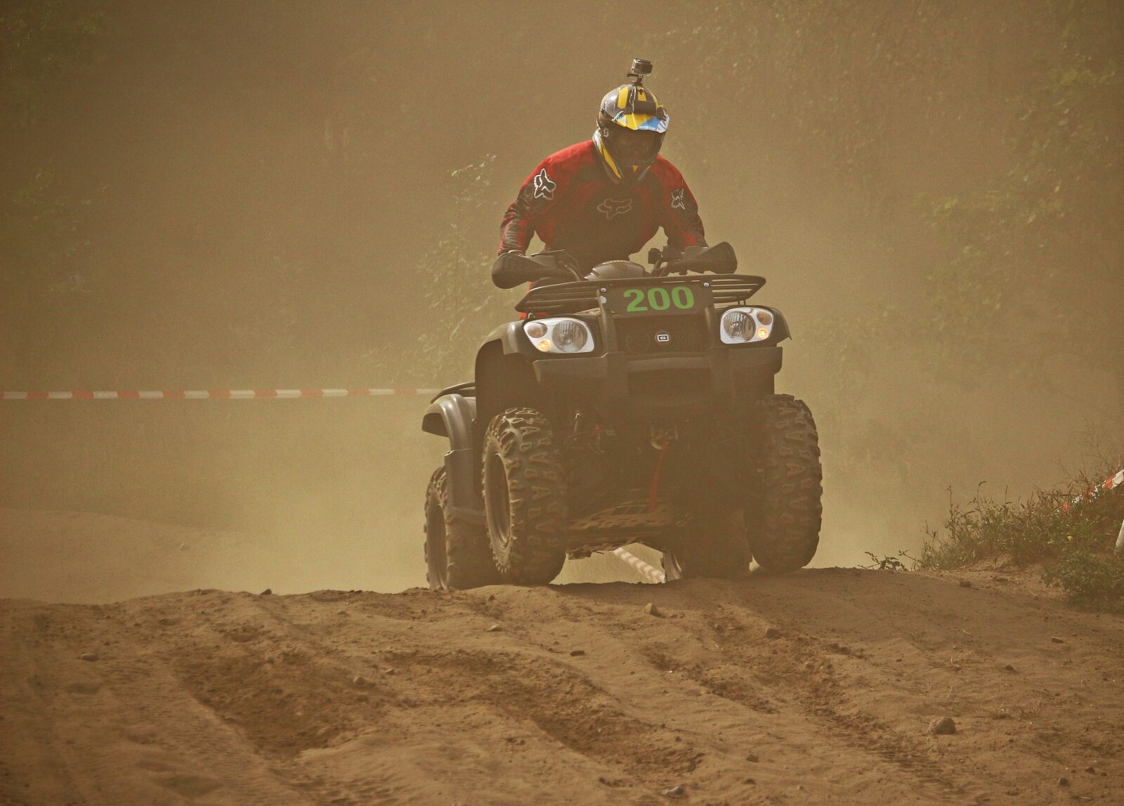Canon EOS 100D (EOS Rebel SL1 / EOS Kiss X7) sample photo. Cross, enduro, sand photography