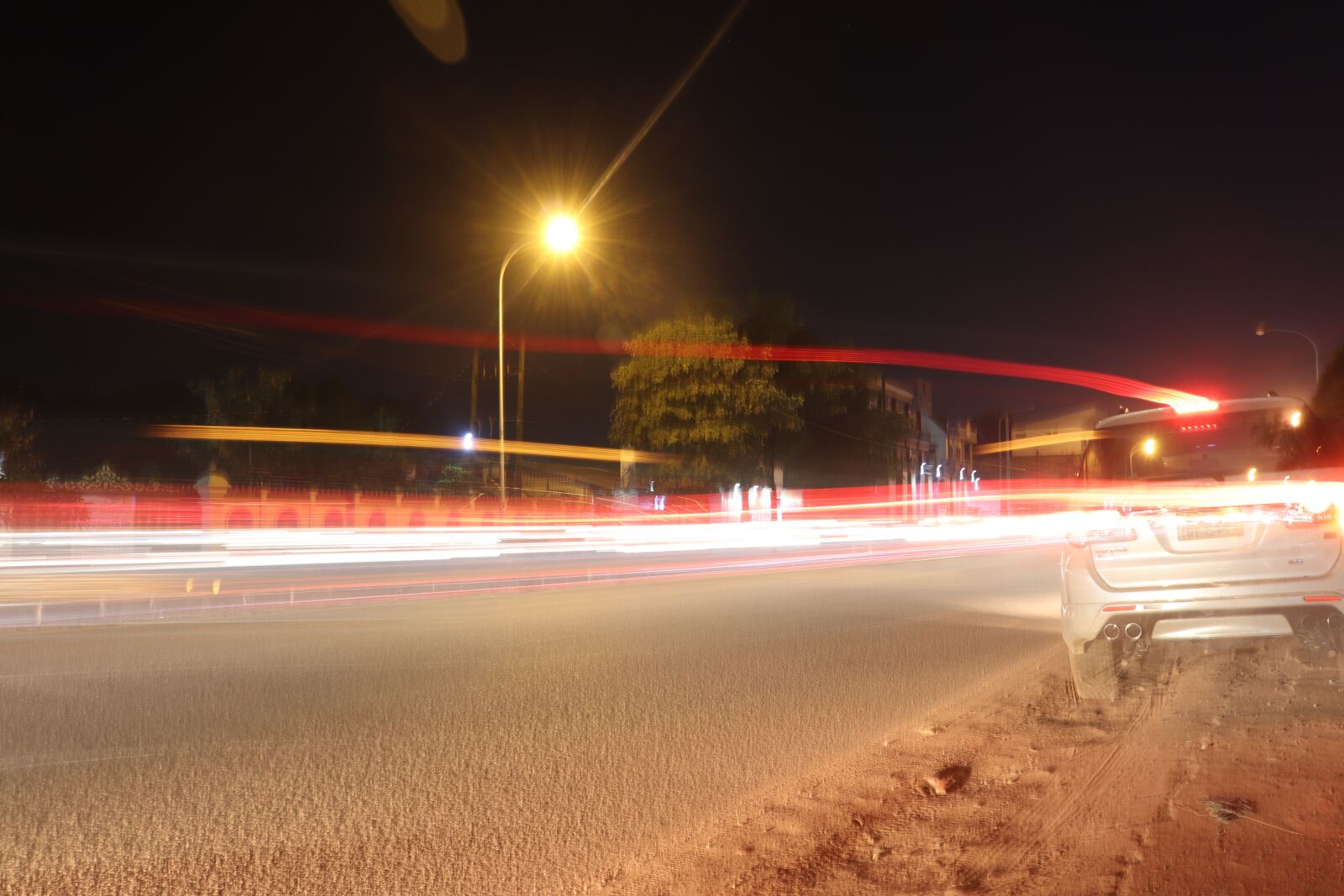 Canon EOS 800D (EOS Rebel T7i / EOS Kiss X9i) sample photo. Way, road, street photography