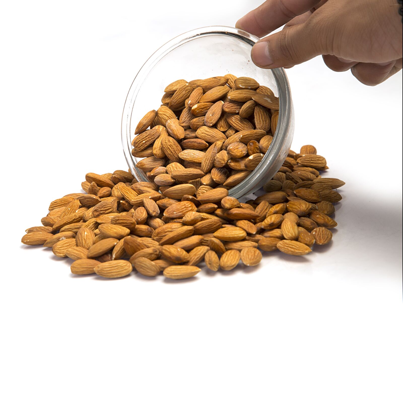 Canon EF 24-105mm F4L IS USM sample photo. Almond, bowl, dry photography