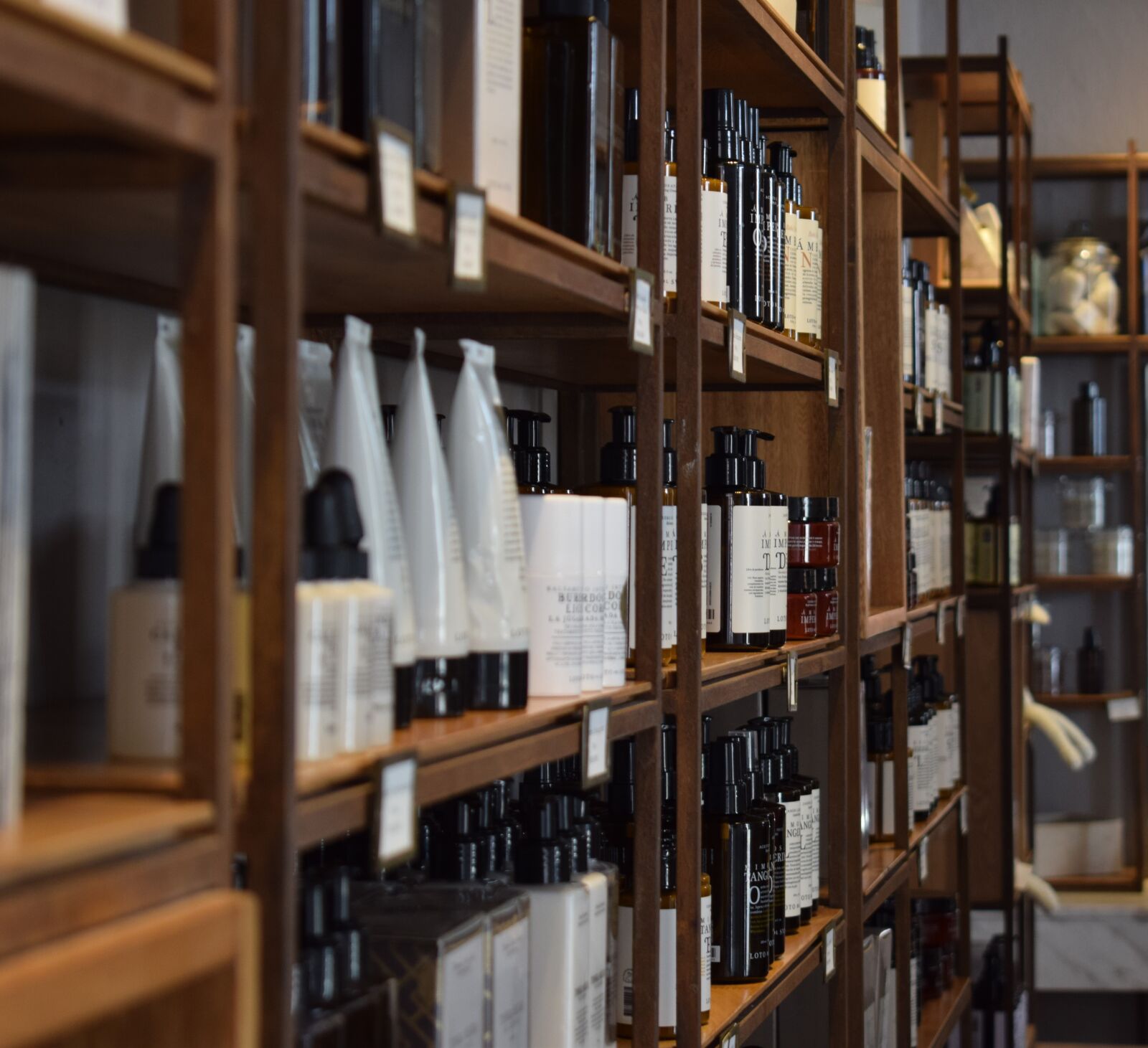Nikon D5300 sample photo. Store, scents, shop photography
