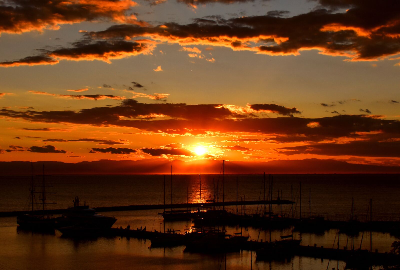 Nikon D3500 sample photo. Boats, sea, sunset photography