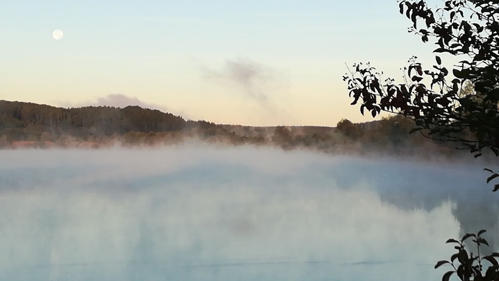 HUAWEI P10 lite sample photo. Fog, seascape, lake photography