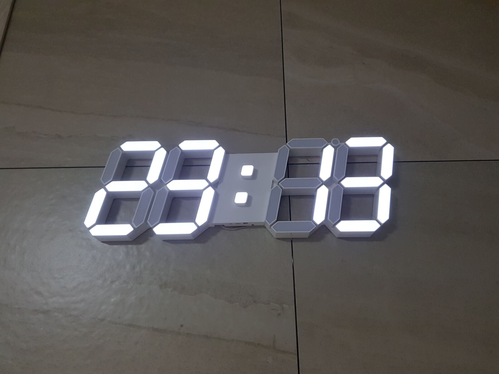 Samsung SM-N950N sample photo. Wall clock, interior, led photography
