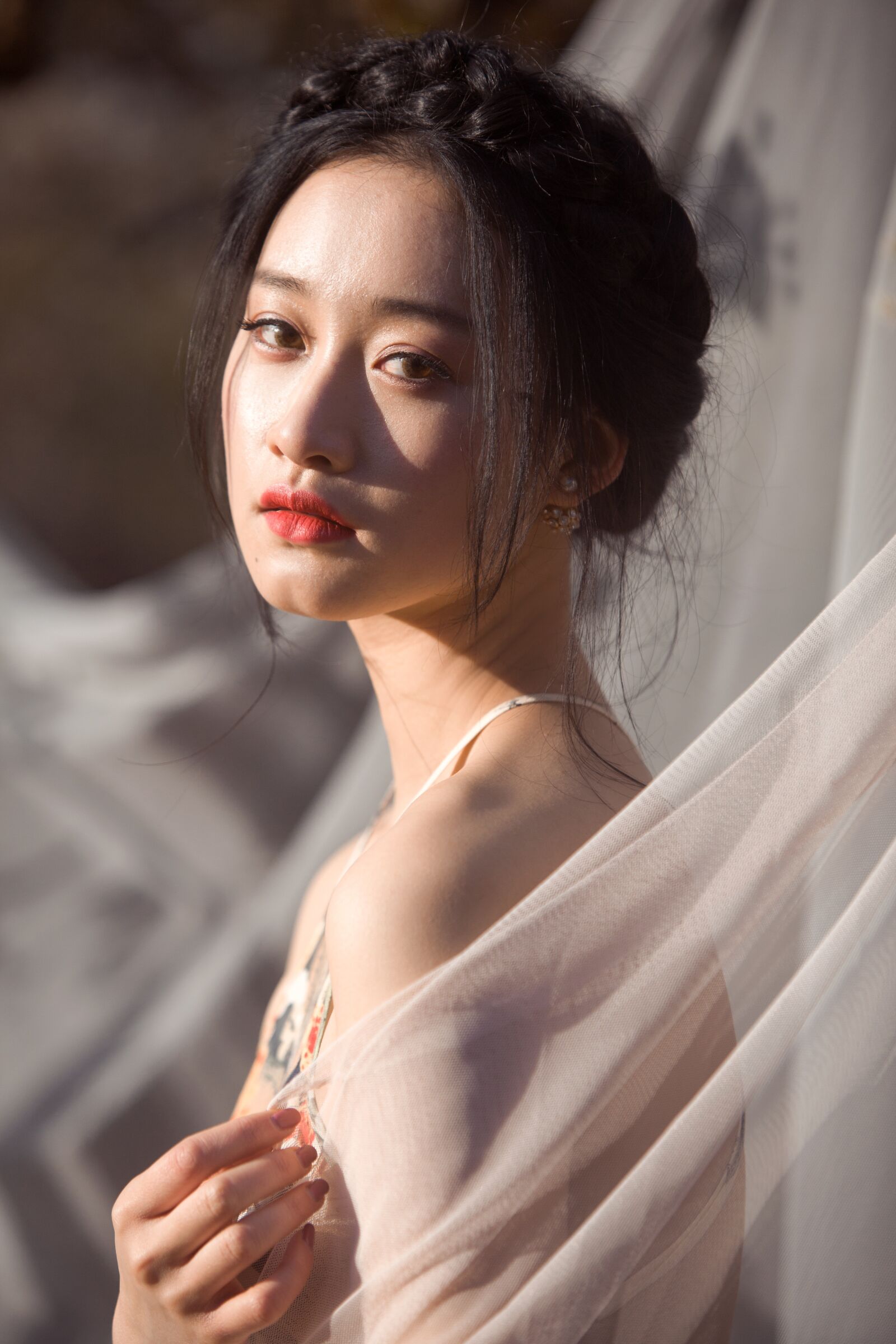 Canon EOS 5D Mark II sample photo. Pear, small fresh, beauty photography