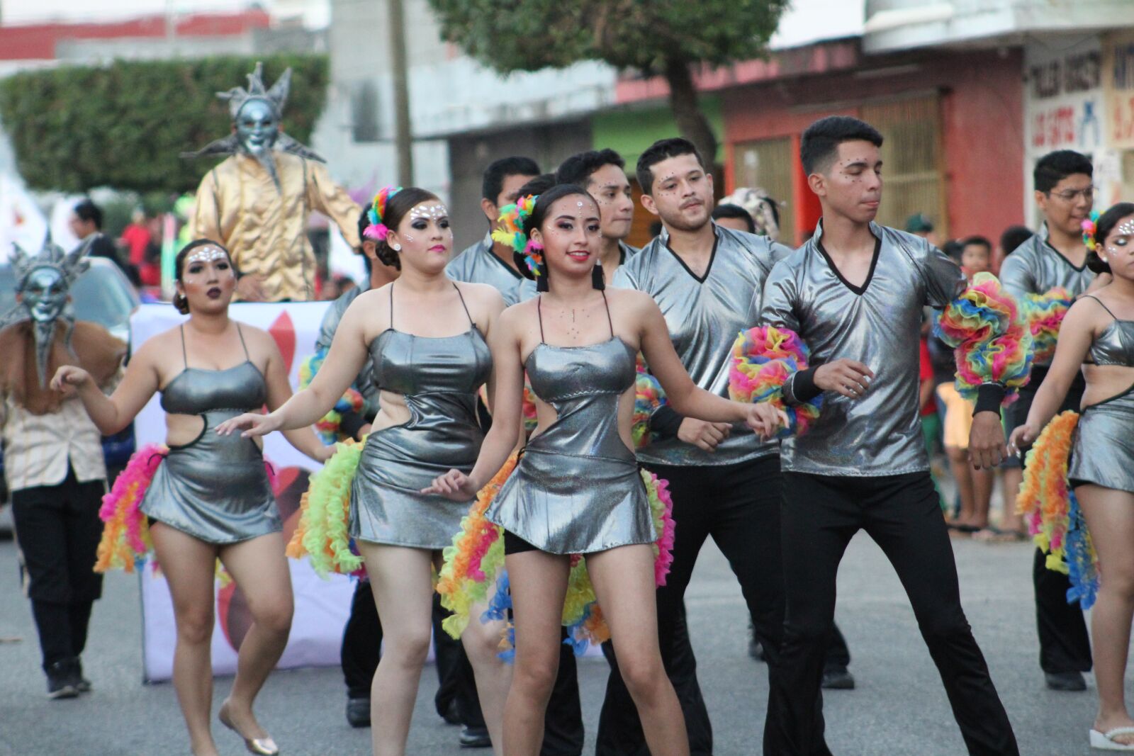 Canon EOS 1300D (EOS Rebel T6 / EOS Kiss X80) sample photo. Parade, dance, carnival photography