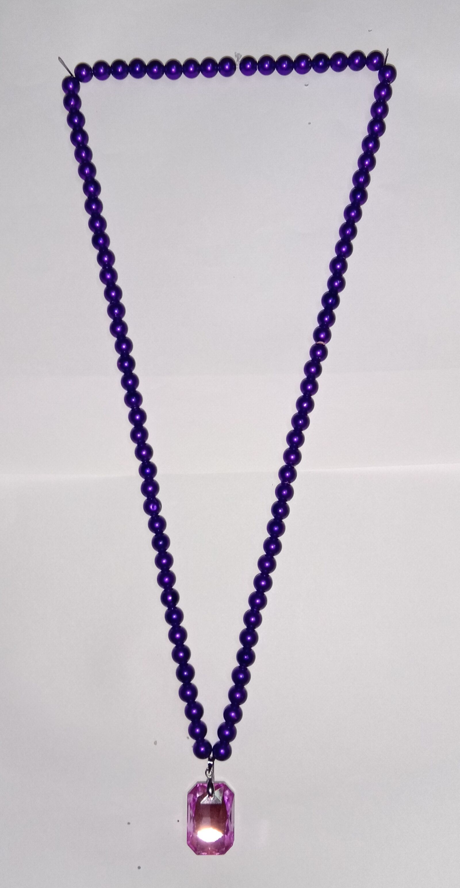 vivo 1726 sample photo. Beads chain, plastics chain photography