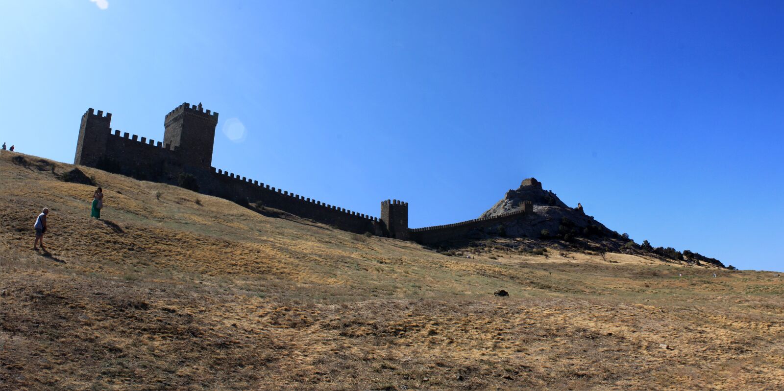 Canon EOS 500D (EOS Rebel T1i / EOS Kiss X3) sample photo. Sea, mountains, sun photography