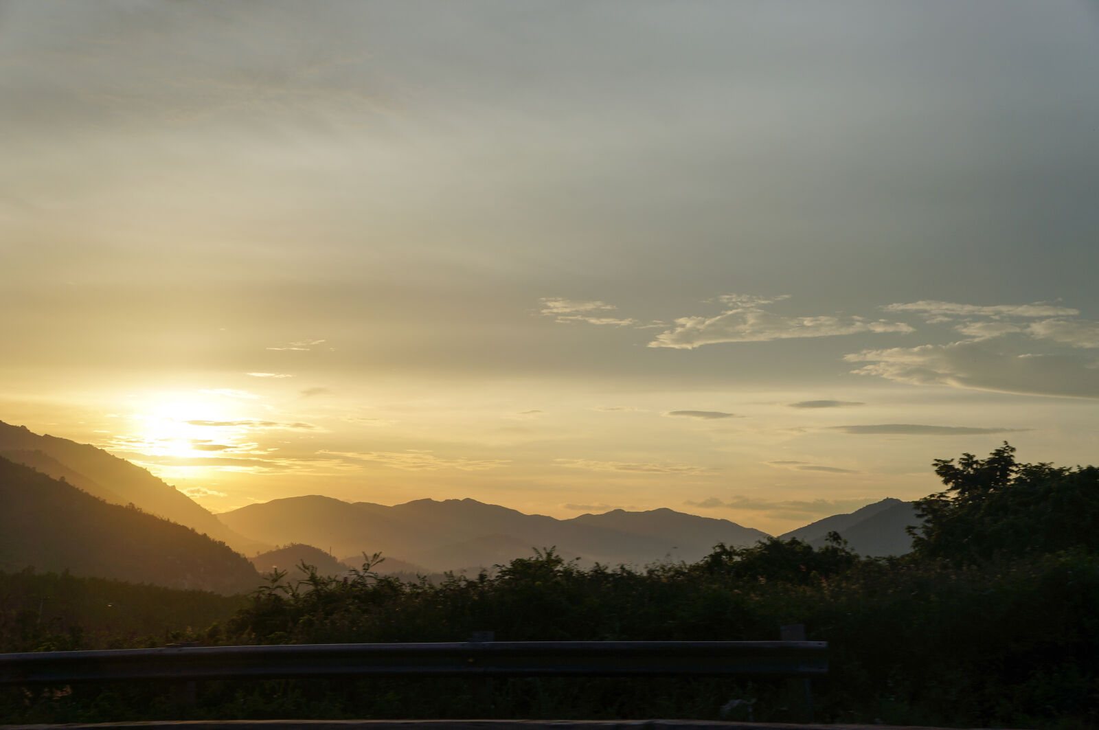Sony Alpha NEX-5N sample photo. Cloud, mountain, sun photography