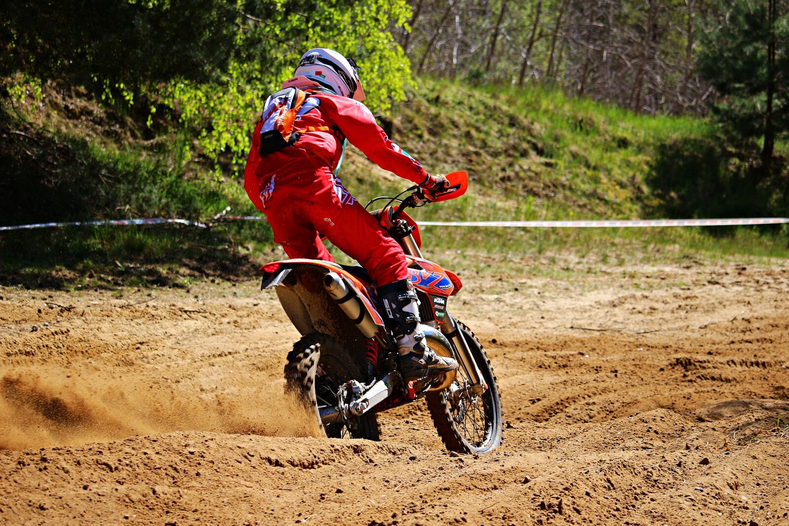 Canon EOS 100D (EOS Rebel SL1 / EOS Kiss X7) sample photo. Motocross, enduro, cross photography