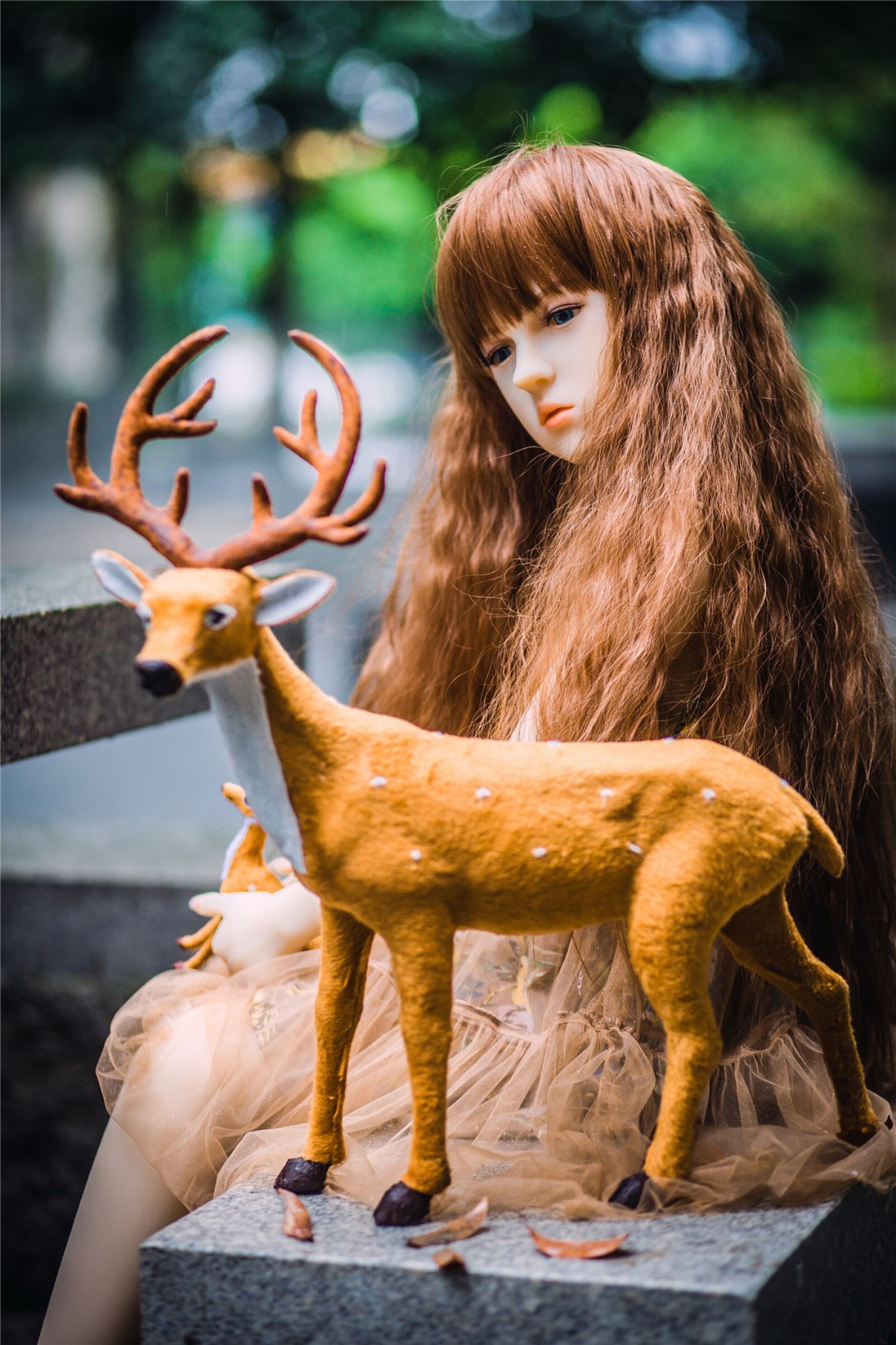 Canon EF 85mm F1.8 USM sample photo. Silicone, doll, rubber photography