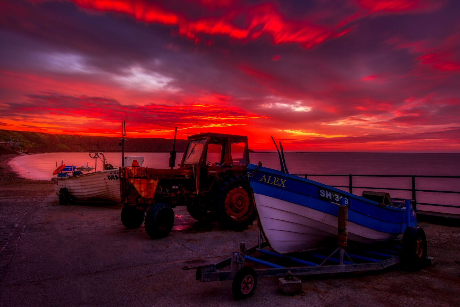 Tokina AT-X Pro 11-16mm F2.8 DX II sample photo. Sunrise, filey, north yorkshire photography