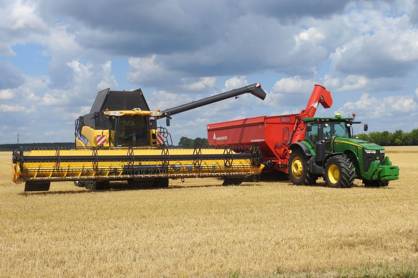 Nikon Coolpix P900 sample photo. Combine harvester, harvester, agriculture photography