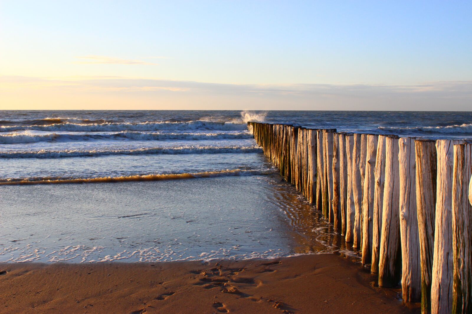 Canon EOS 600D (Rebel EOS T3i / EOS Kiss X5) sample photo. Cadzand-bad, netherlands, holland photography