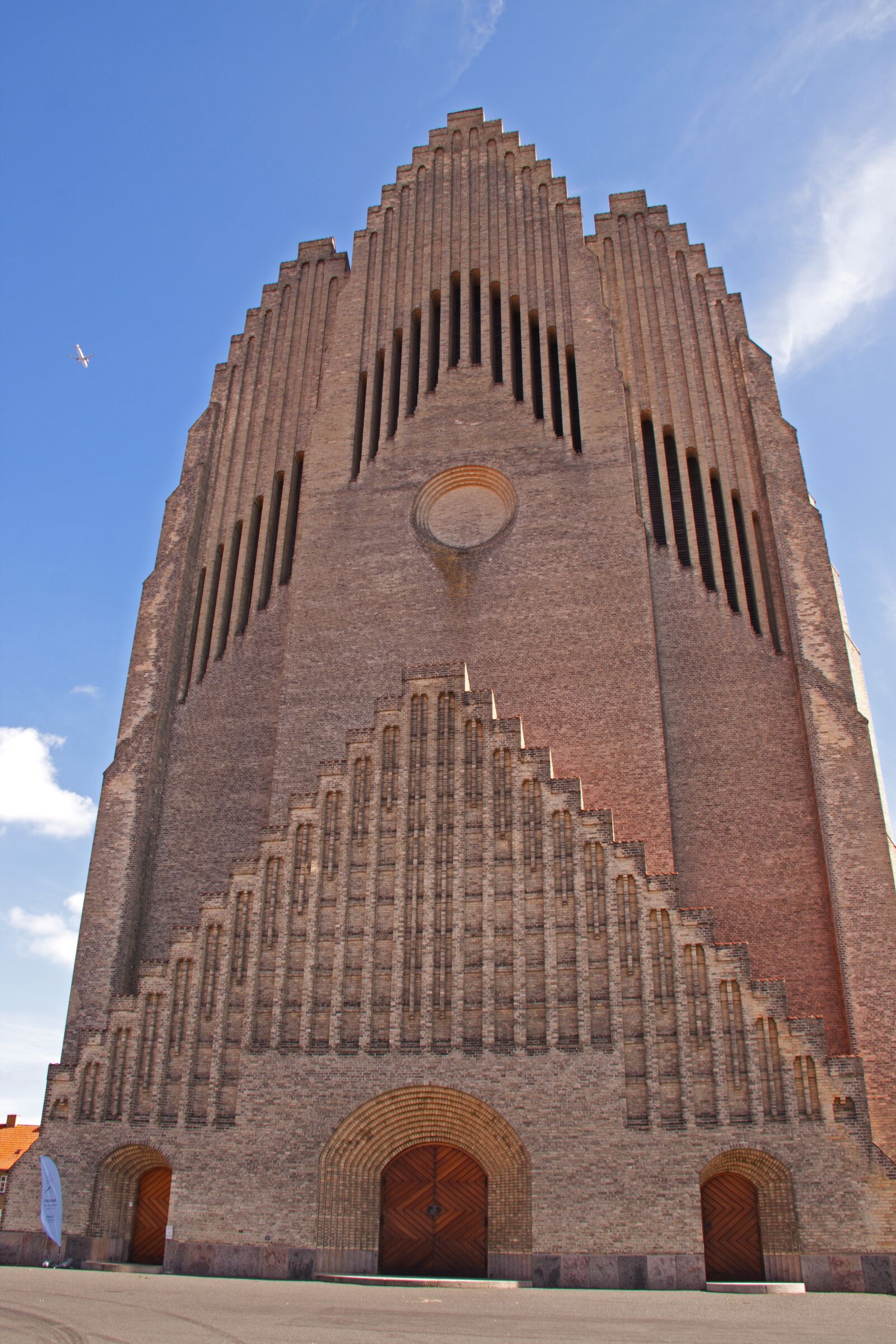 Canon EOS 50D sample photo. Grundtvig's church, church, cathedral photography