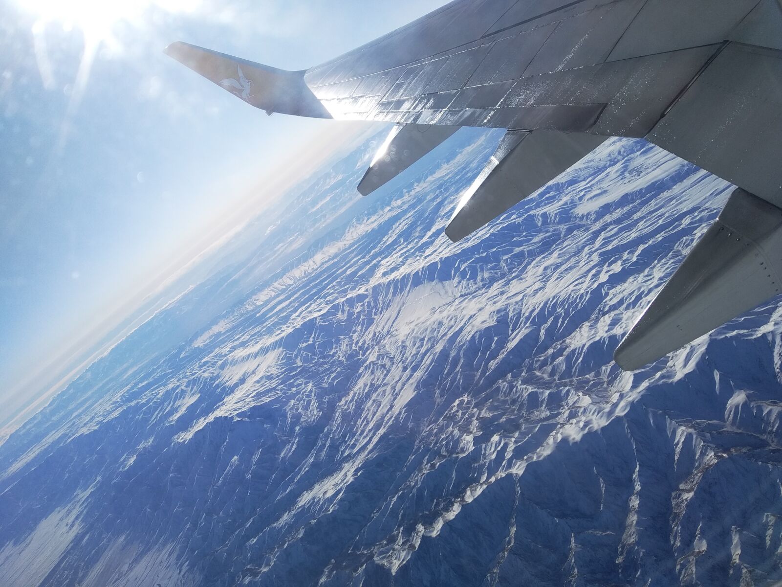 Xiaomi Mi A2 Lite sample photo. Fly, mountain, plane photography