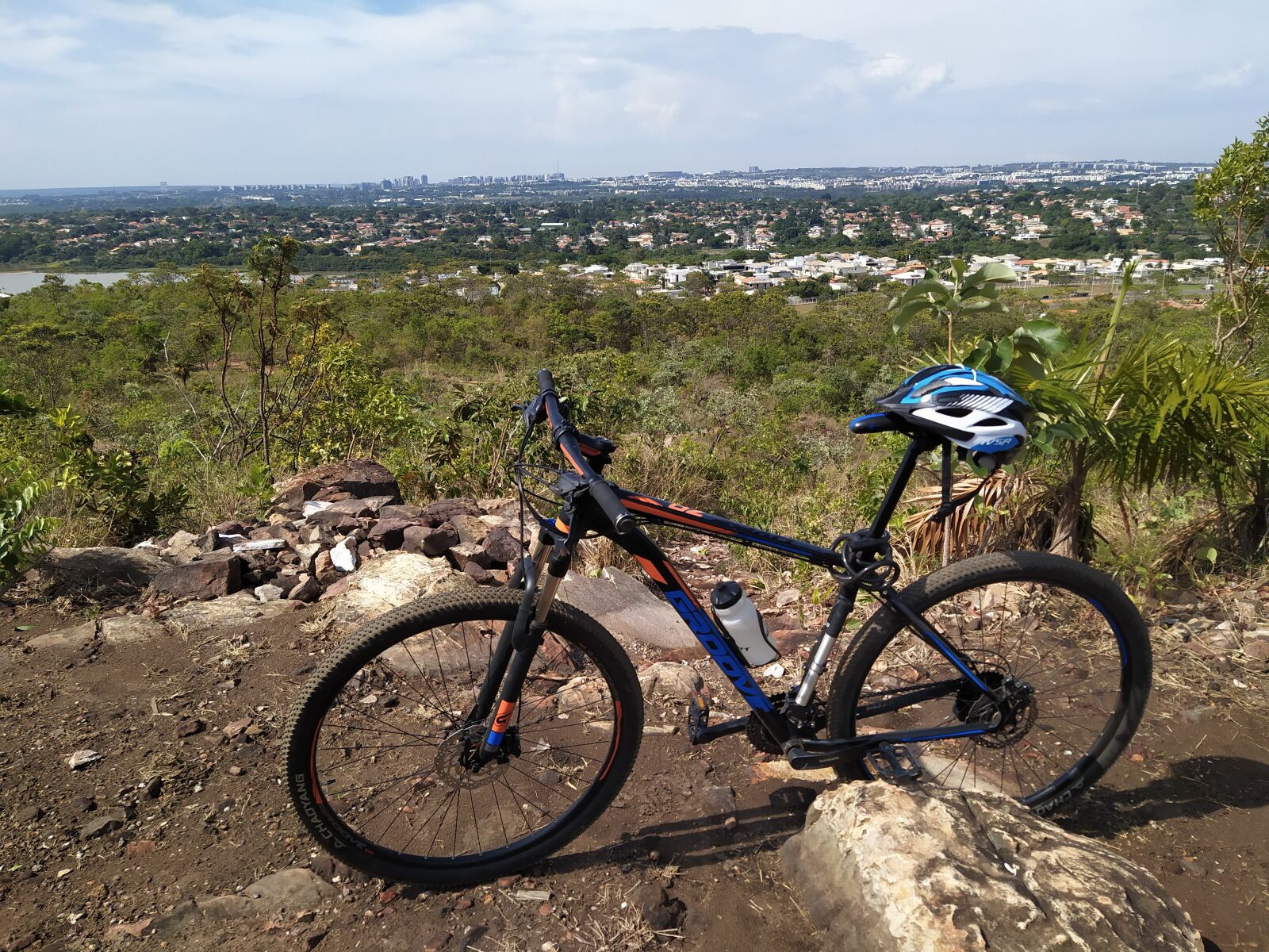 Xiaomi Redmi Note 7 sample photo. Bike, ride, cycling photography