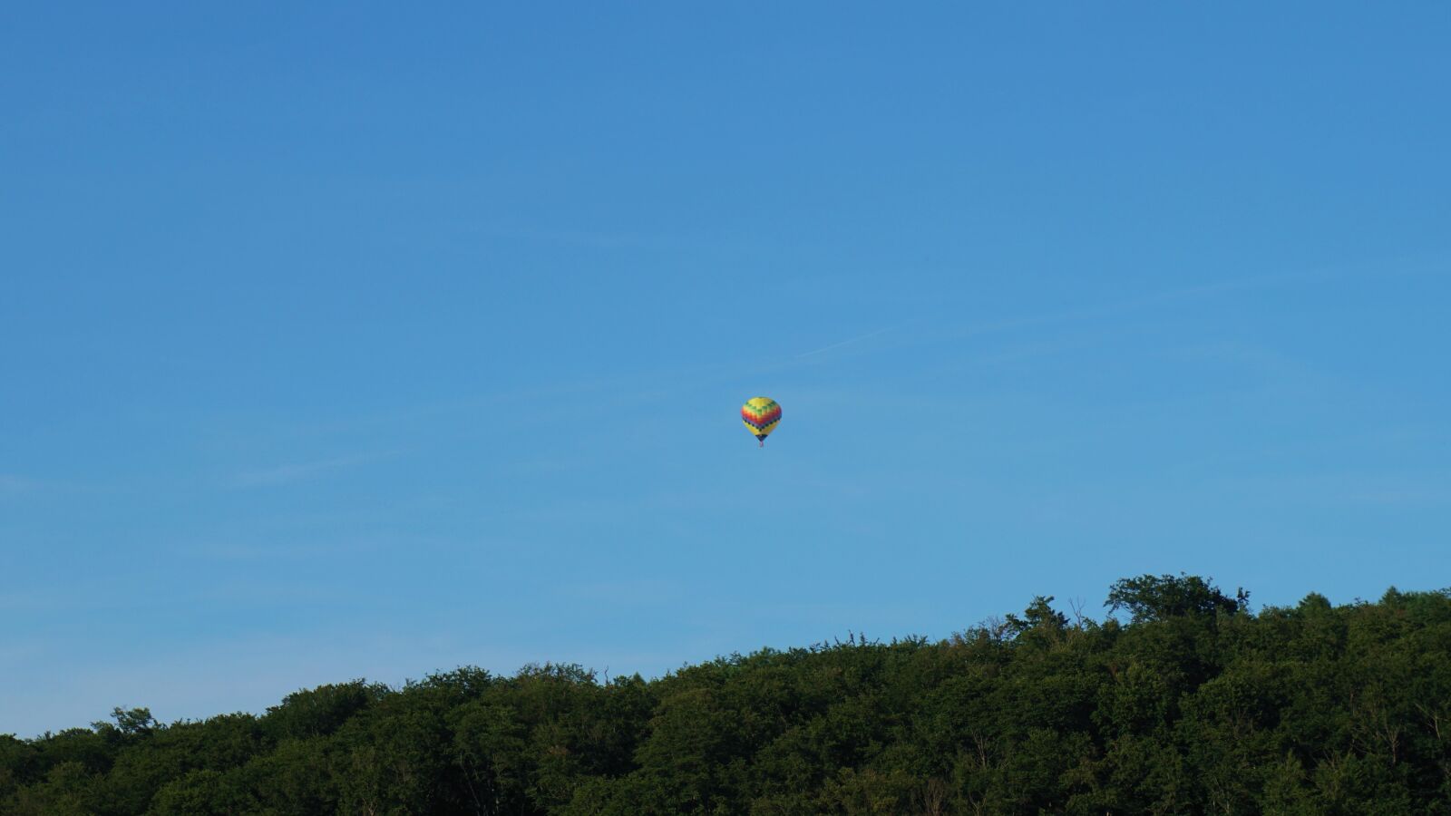 Sony a6300 sample photo. Hot air balloon ride photography