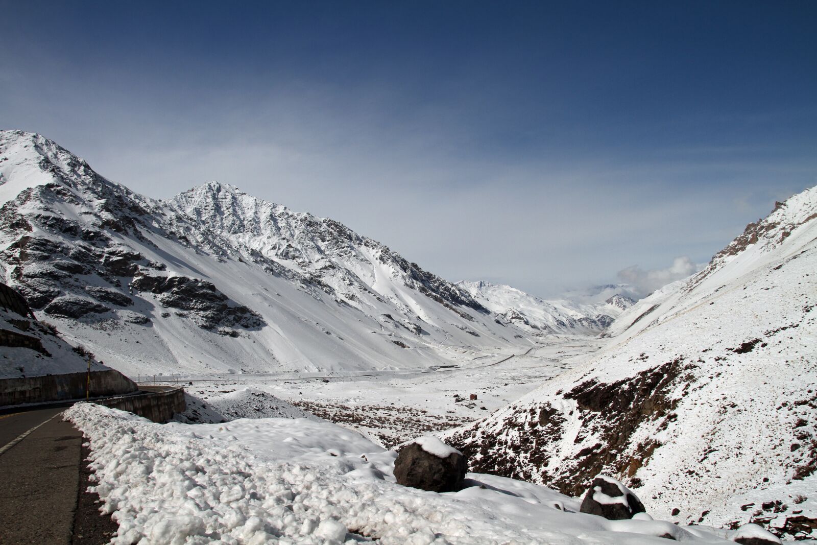 Canon EOS 7D sample photo. Mountain, snow, crossing photography