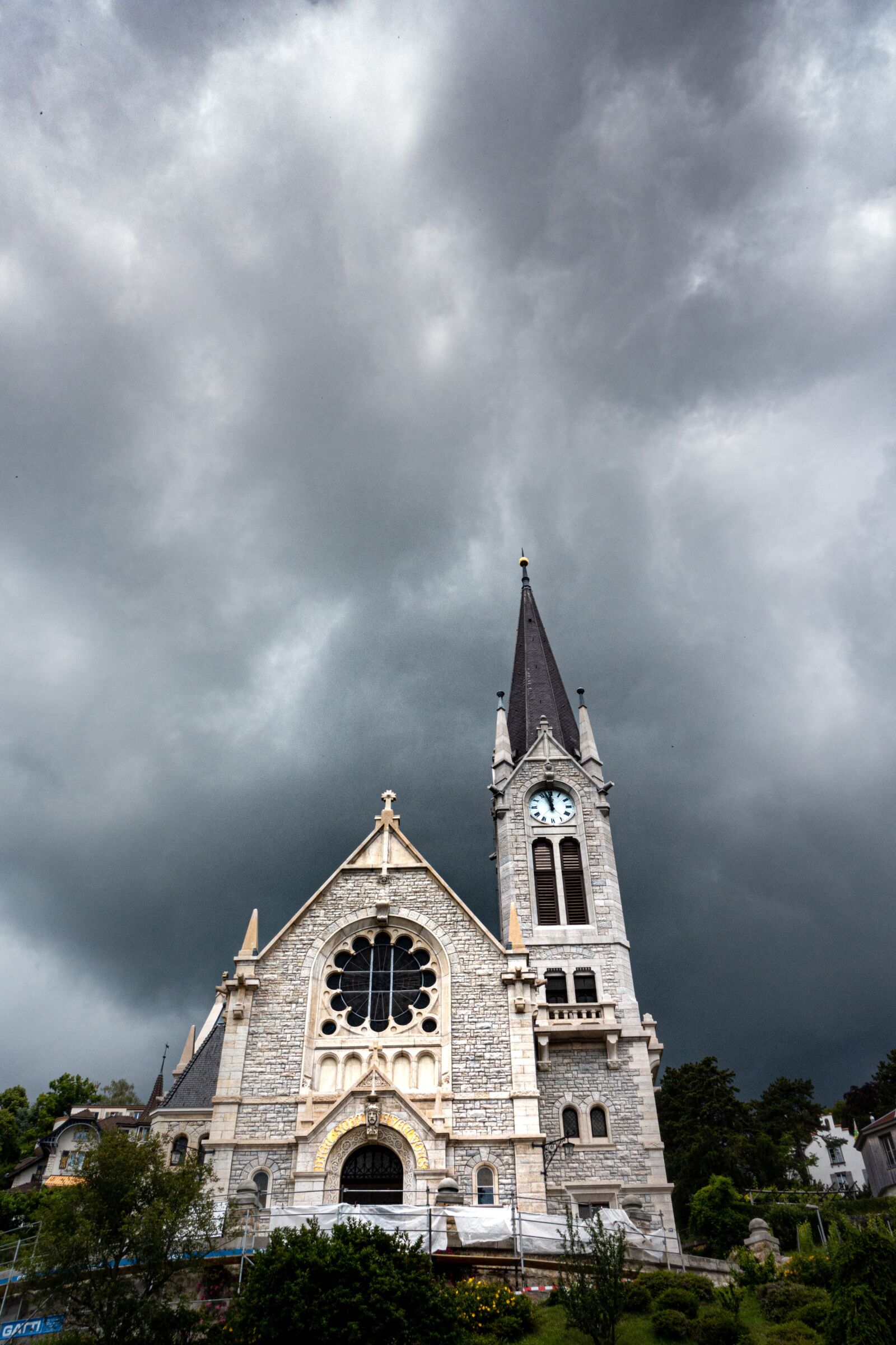 Sony Cyber-shot DSC-RX100 III sample photo. Church, mood, prayer photography