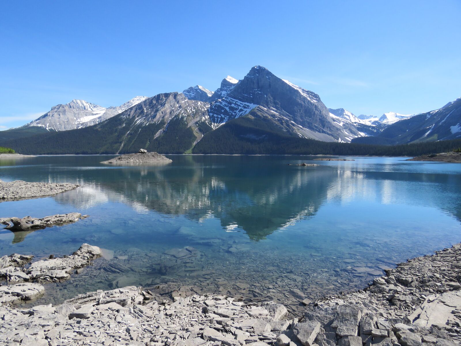 Canon PowerShot SX60 HS sample photo. Upper kananaskis lake, alberta photography