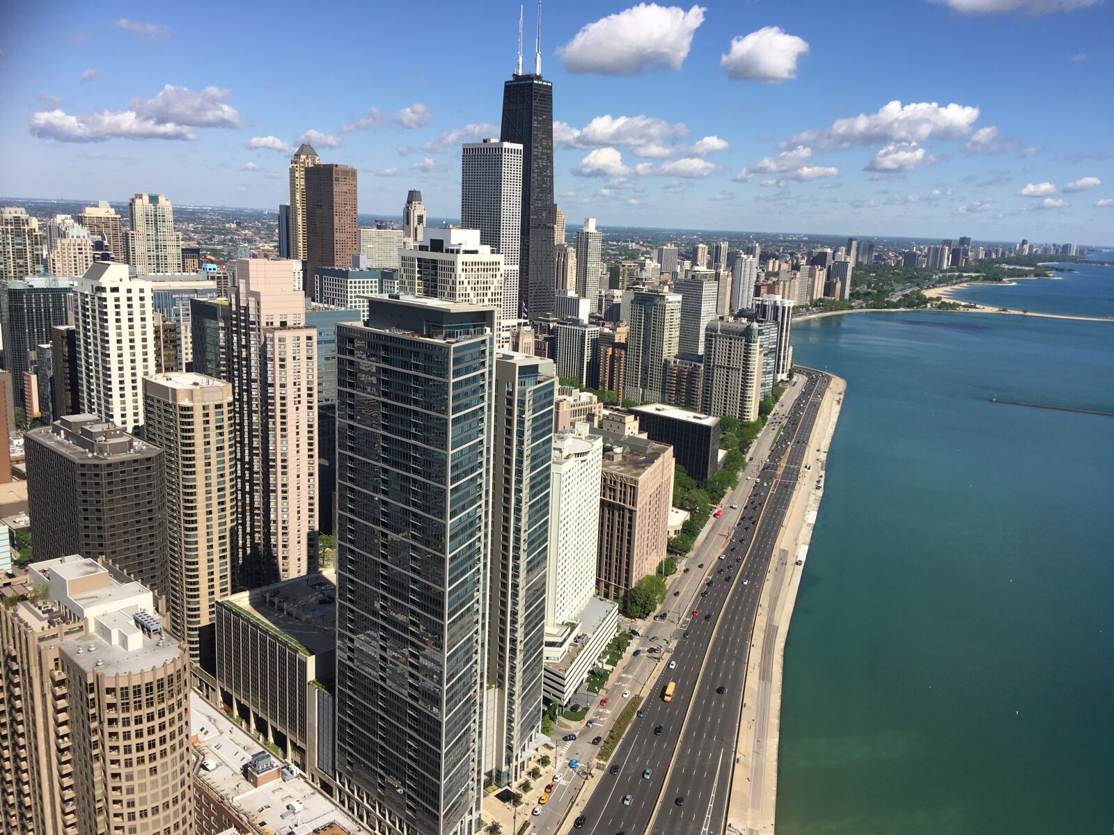 iPhone SE back camera 4.15mm f/2.2 sample photo. Outer, drive, chicago photography