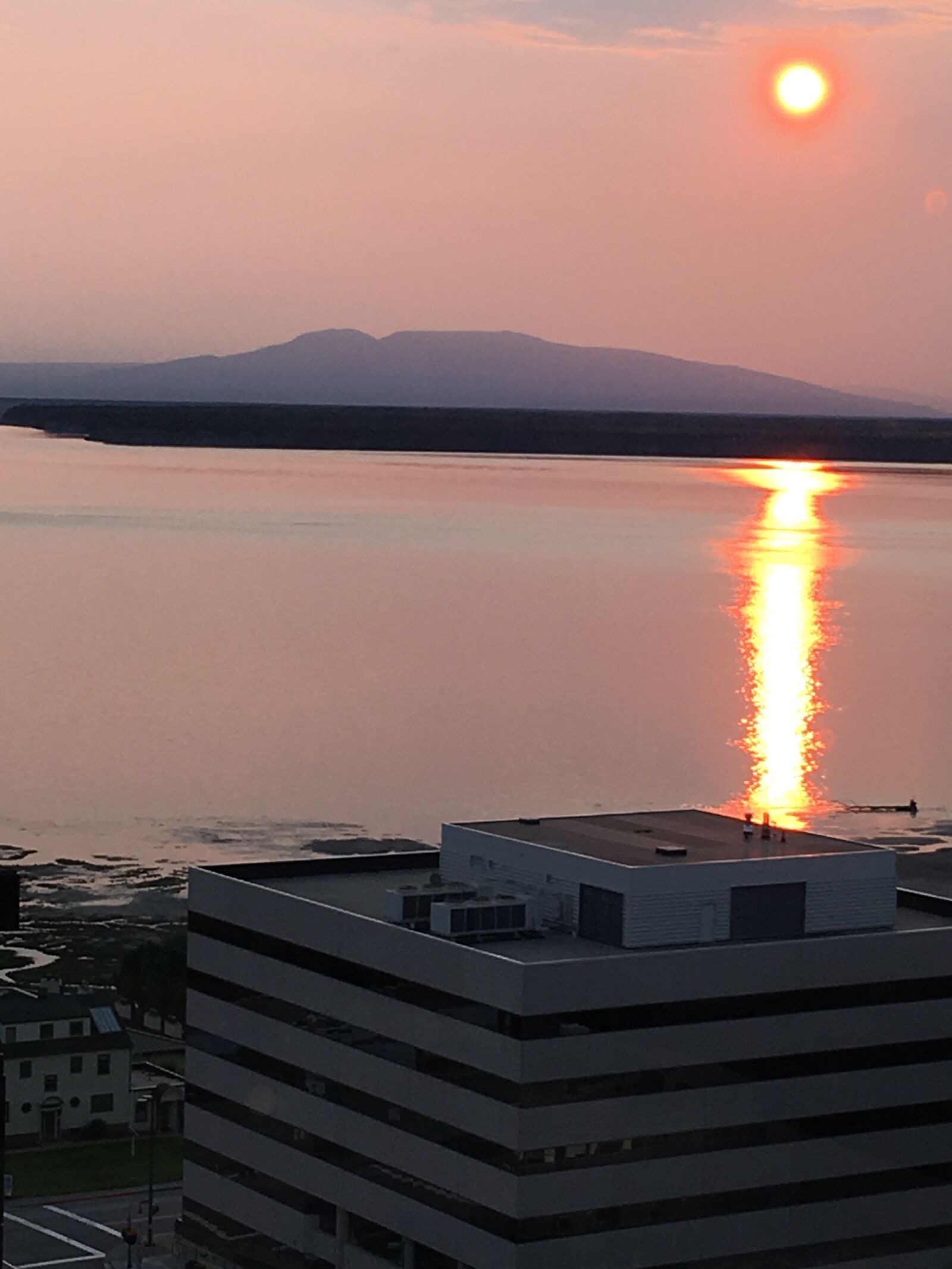 iPhone 6s Plus back camera 4.15mm f/2.2 sample photo. Alaska, sleeping lady, mount photography