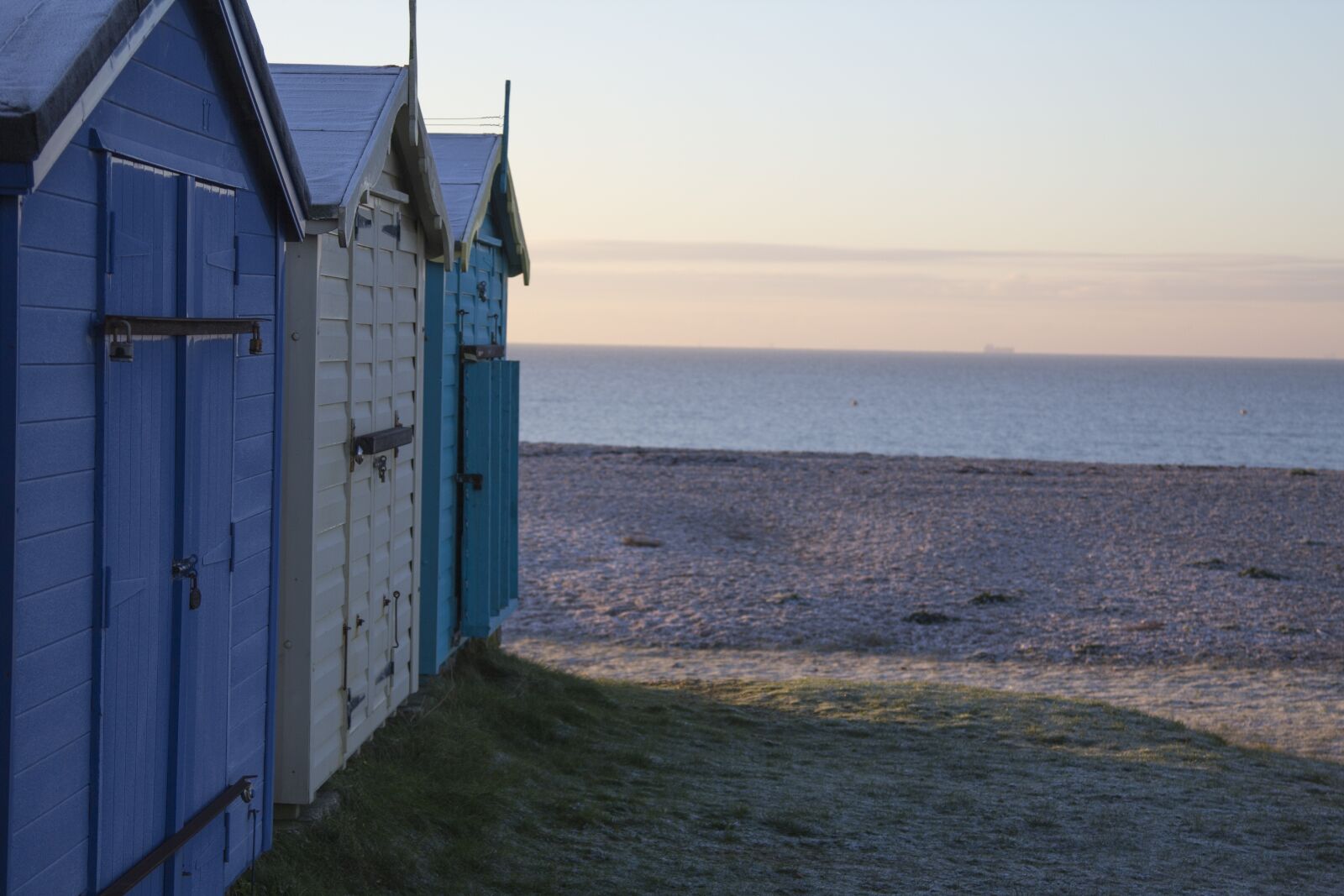 Canon EOS 60D + Canon EF 24-105mm F4L IS USM sample photo. Beach, hut, hayling photography