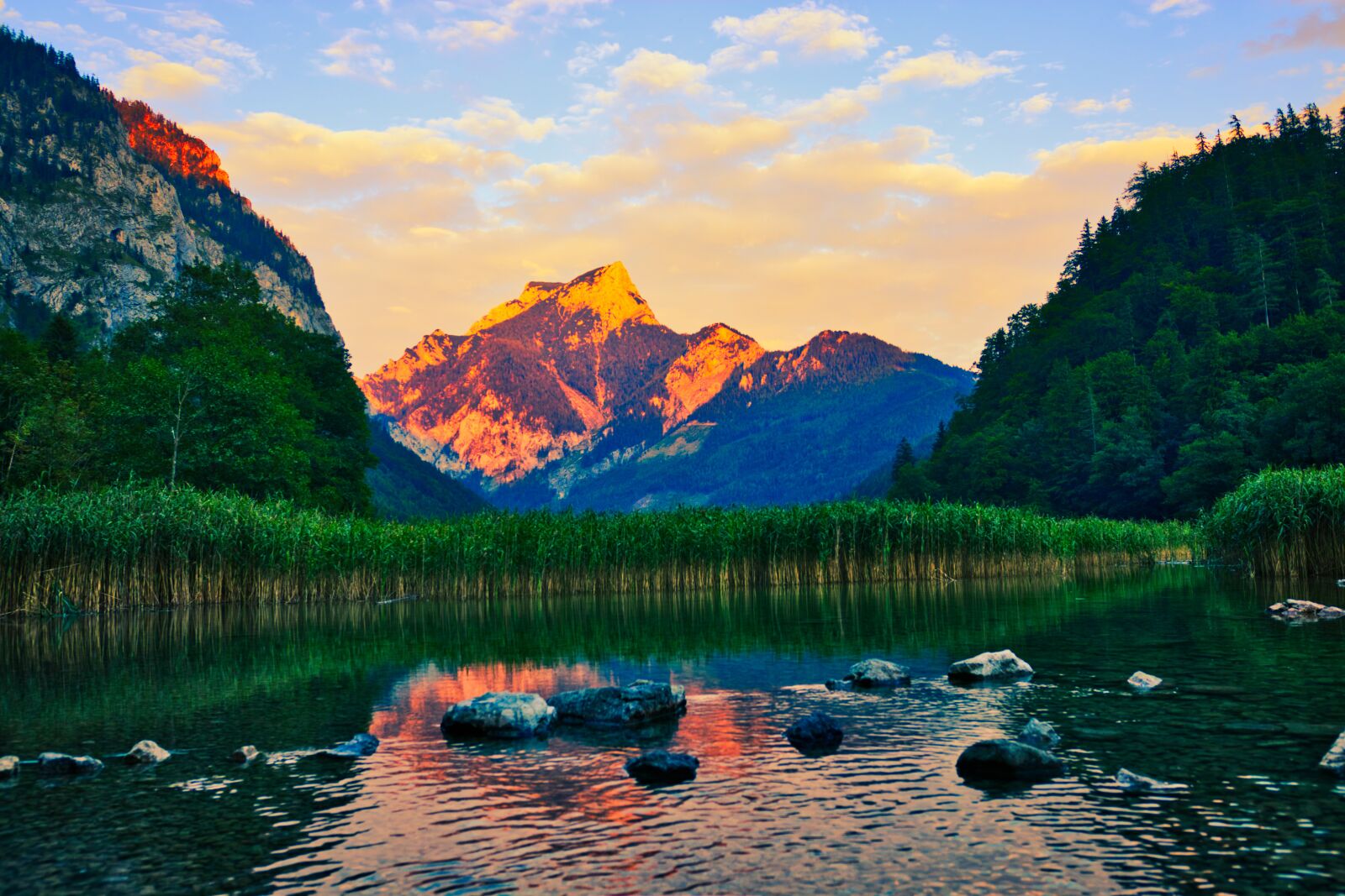 Canon 18-35mm F1.8 DC HSM | Art 013 sample photo. Alpenglühen, sunset, alpine photography