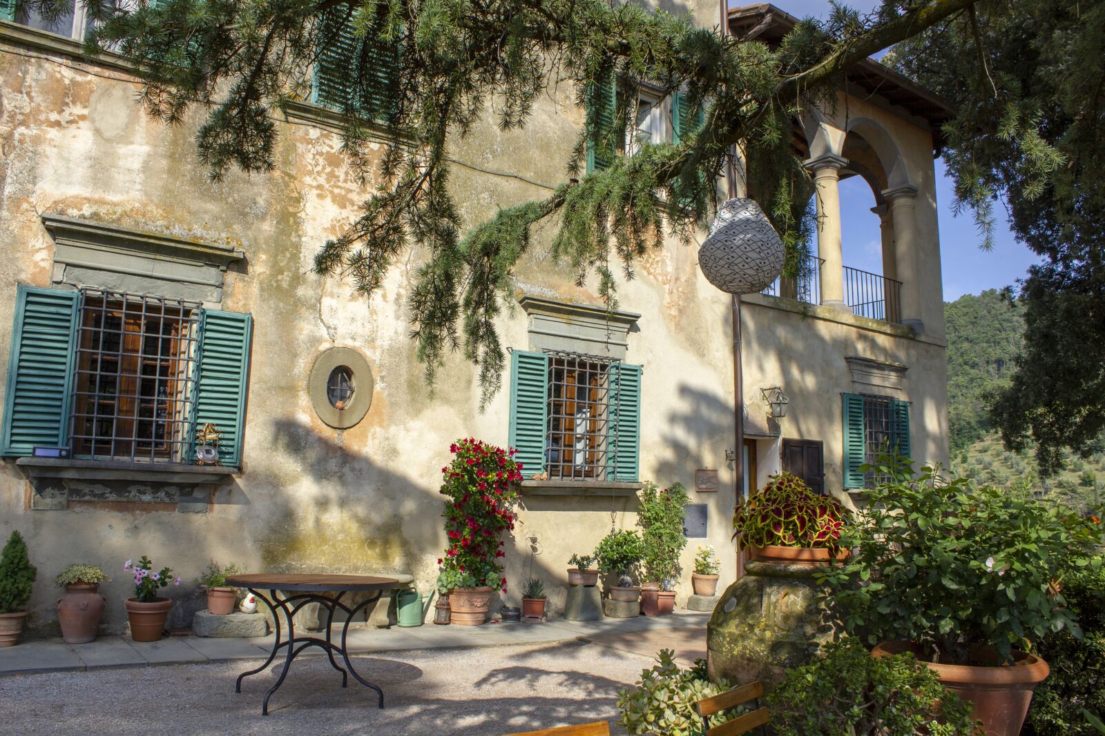 Canon EF-S 18-55mm F3.5-5.6 IS sample photo. Garden, italy, italian photography