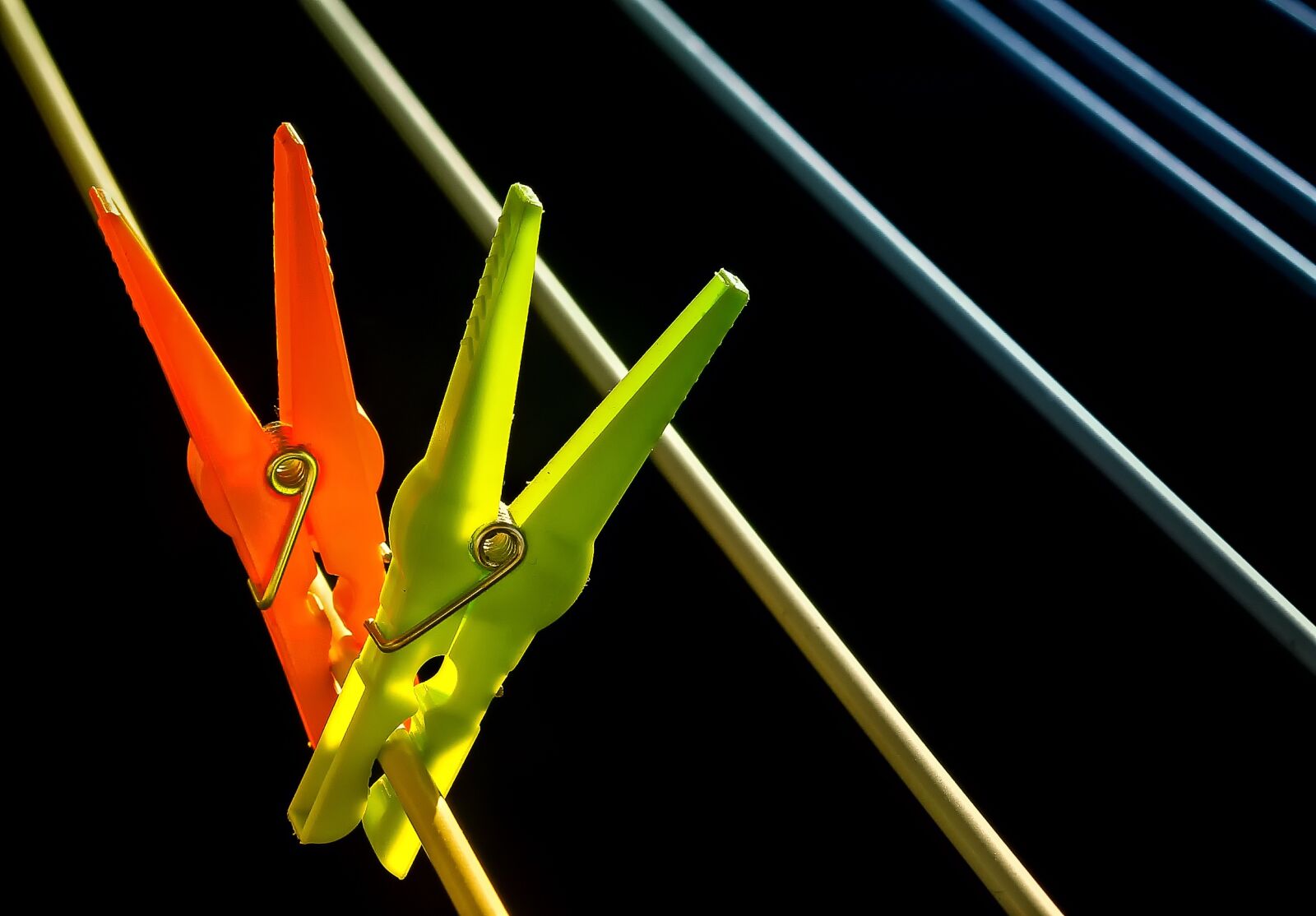 Canon EOS 60D sample photo. Clothes peg, plastic, dry photography