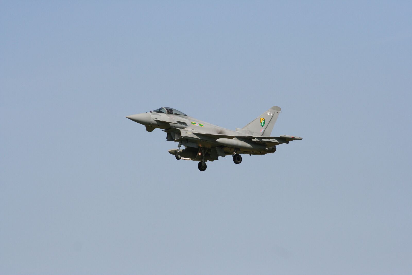 Canon EOS 350D (EOS Digital Rebel XT / EOS Kiss Digital N) sample photo. Typhoon, fighter, plane photography