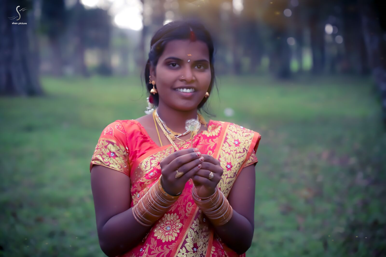 Canon EOS 6D Mark II sample photo. Cute girl, homely look photography