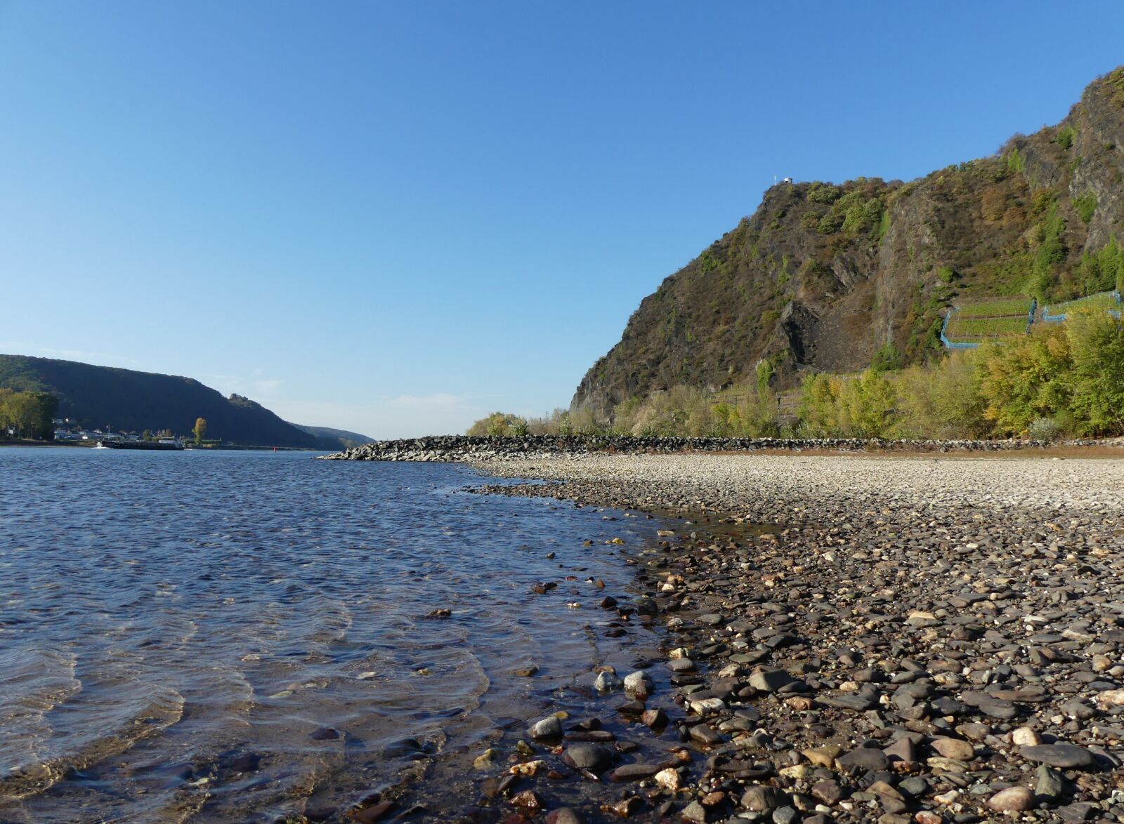 Panasonic Lumix DMC-FZ300 sample photo. Rhine, rhine brohler ley photography
