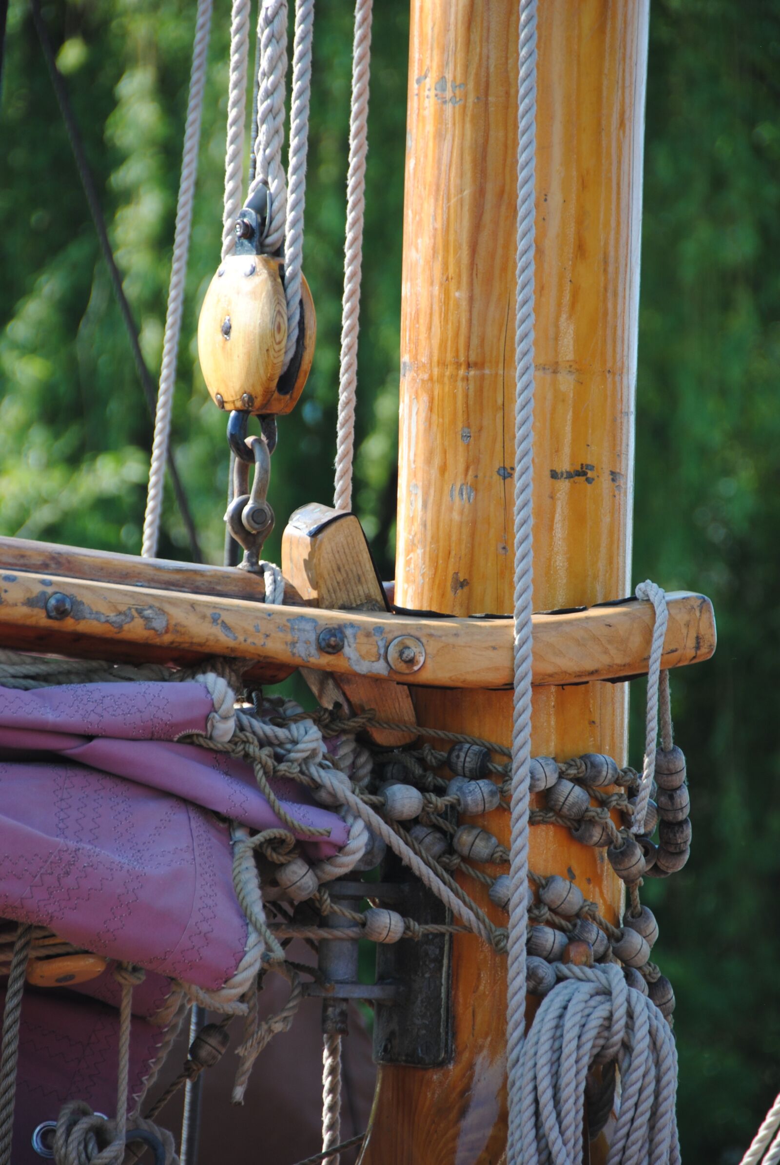 Nikon D3000 sample photo. Boat, oldtimer, summer photography