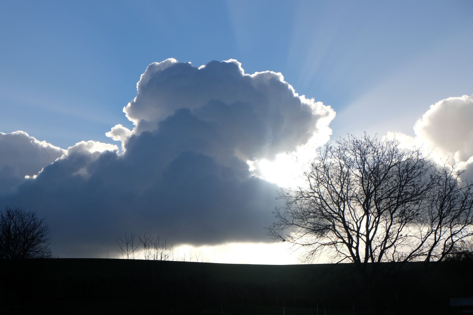 Fujifilm X-M1 sample photo. Clouds, sunset, landscape photography