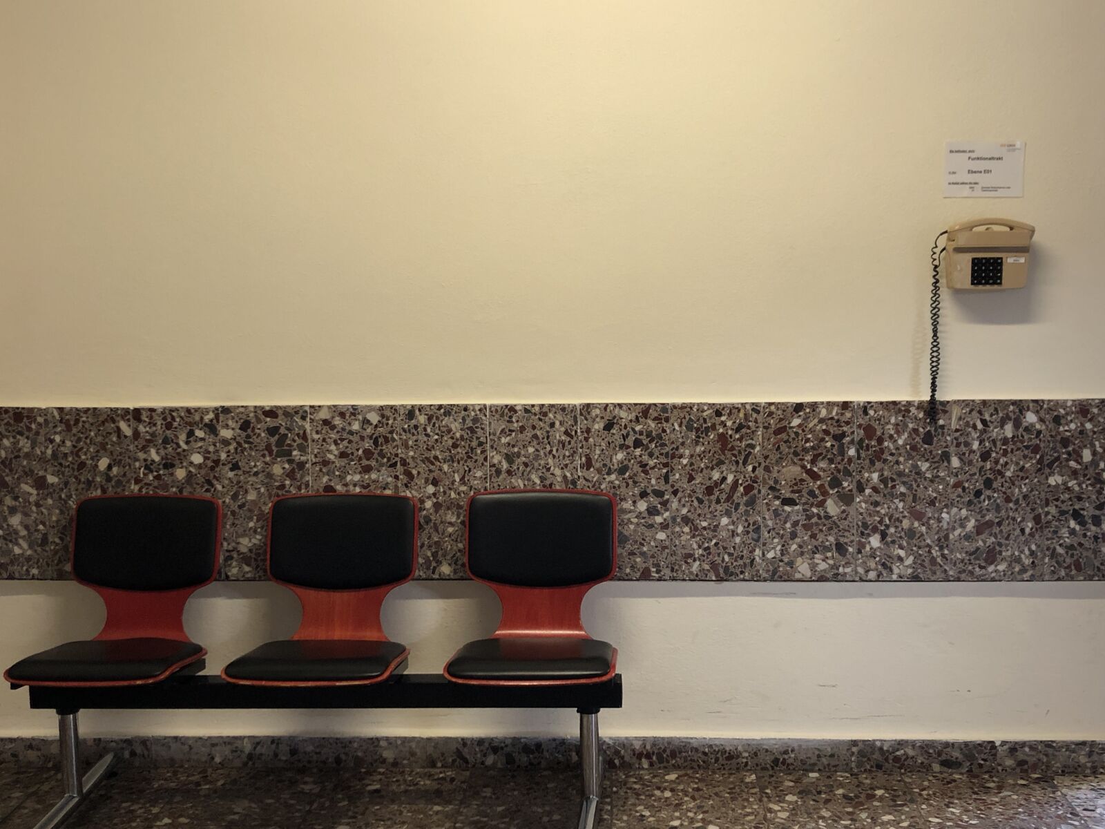 iPhone X back dual camera 4mm f/1.8 sample photo. Hospital, retro, ambulance photography