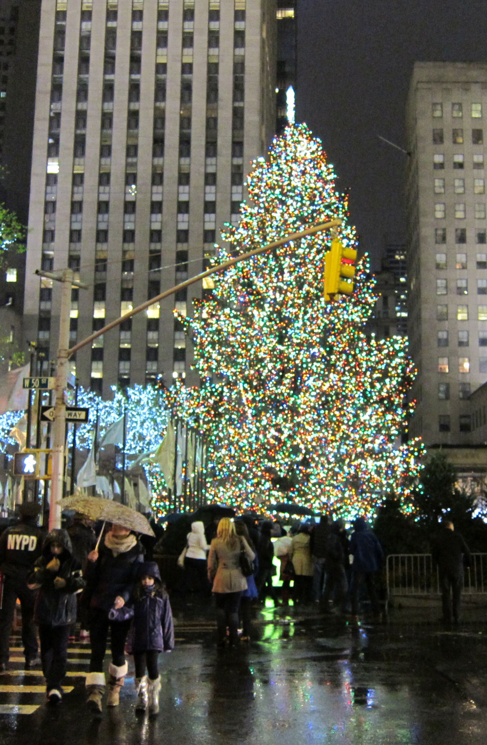 Canon PowerShot S90 sample photo. Christmas, tree, in, nyc photography