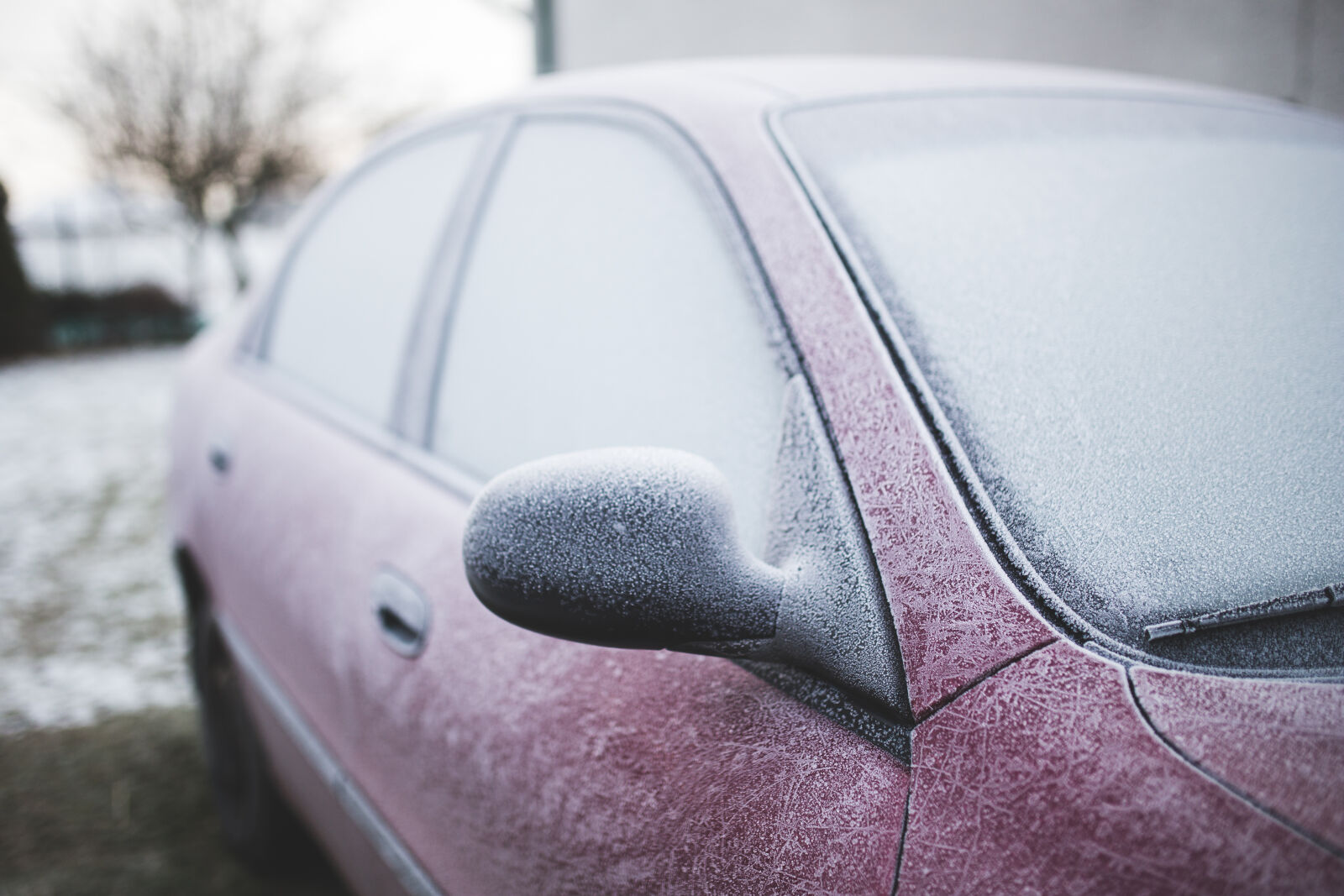 Sigma 35mm F1.4 DG HSM Art sample photo. Frozen, car photography