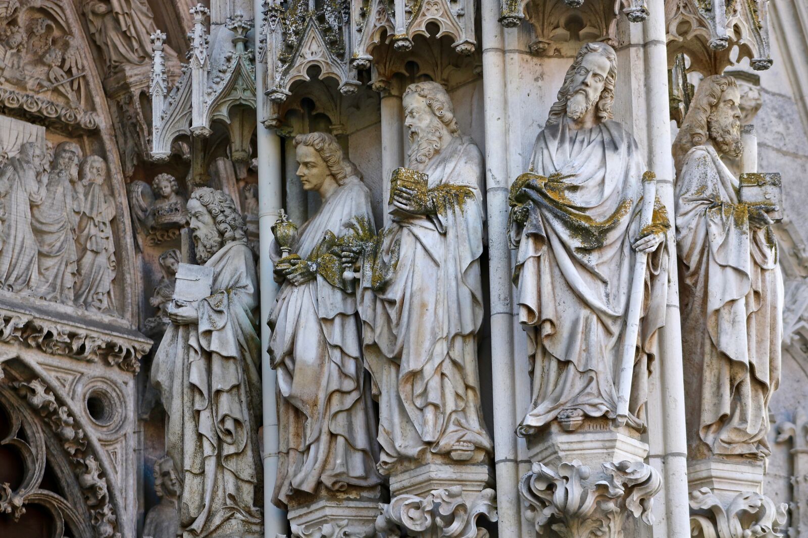 Canon EOS 750D (EOS Rebel T6i / EOS Kiss X8i) sample photo. Regensburg, dom, bavaria photography