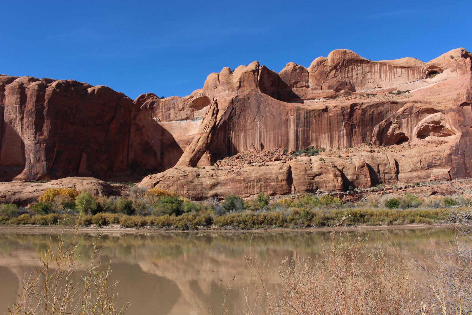 Canon EOS 100D (EOS Rebel SL1 / EOS Kiss X7) sample photo. Moab, blue sky, desert photography