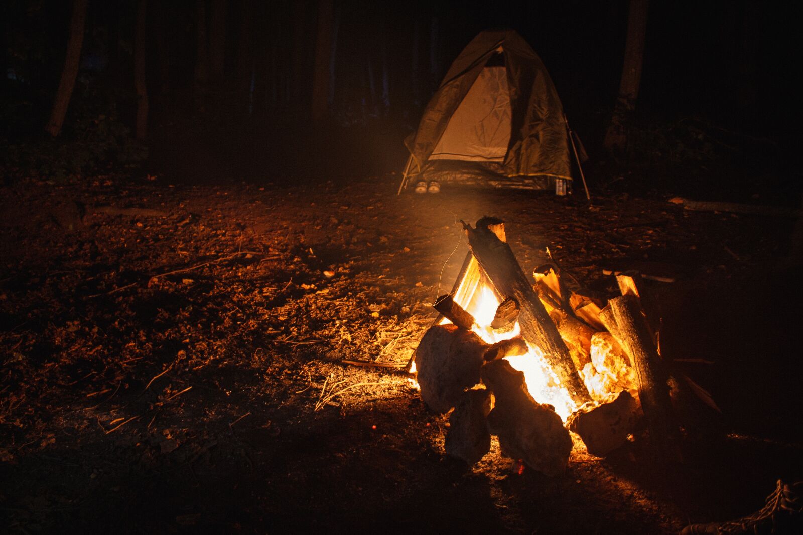 Canon EF-S 18-55mm F3.5-5.6 IS sample photo. Koster, camping, night photography