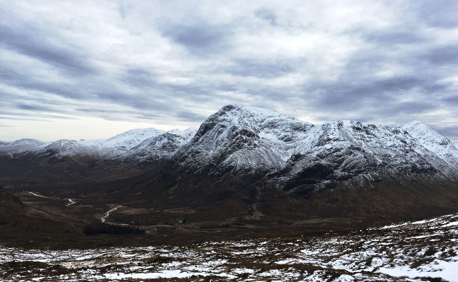 iPhone SE back camera 4.15mm f/2.2 sample photo. Scotland, hiking, outdoors photography
