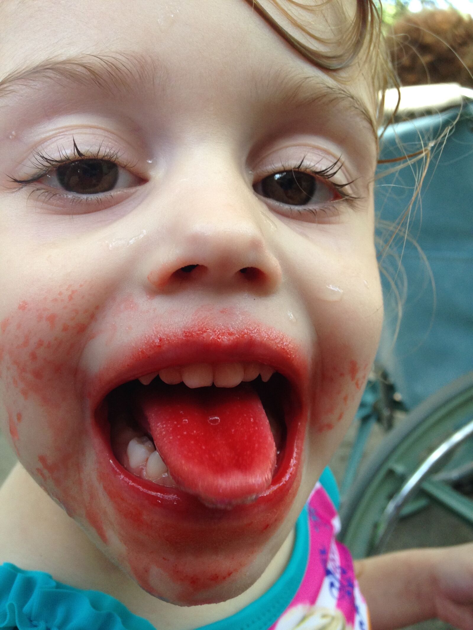iPhone 5c back camera 4.12mm f/2.4 sample photo. Popsicle, summer, red photography
