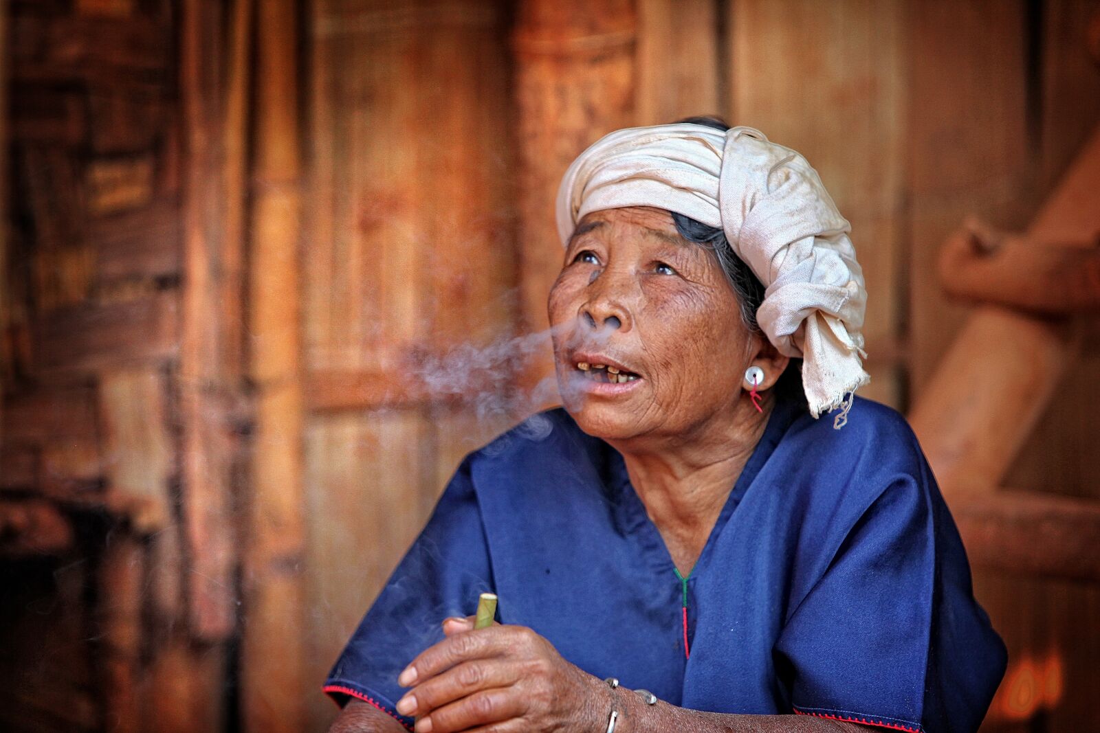 Canon EOS 5D Mark II sample photo. Woman, myanmar, cigar photography