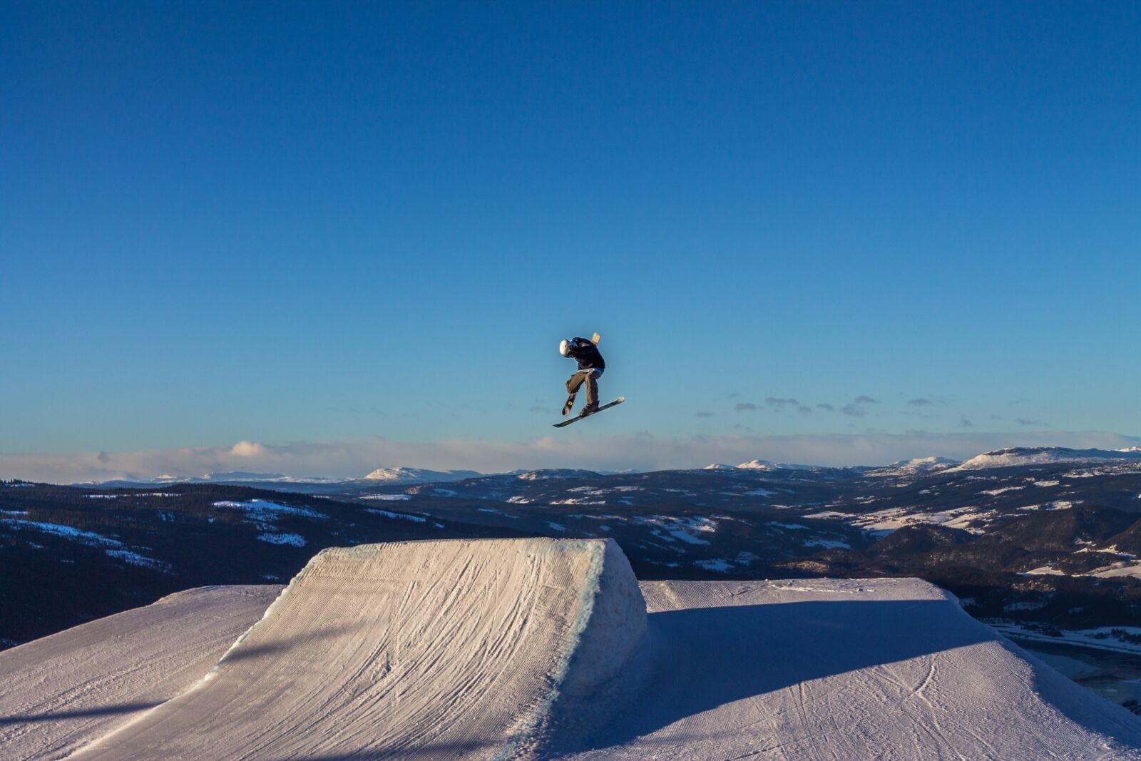 Canon EOS 1100D (EOS Rebel T3 / EOS Kiss X50) sample photo. Skiing, freestyle, jump photography