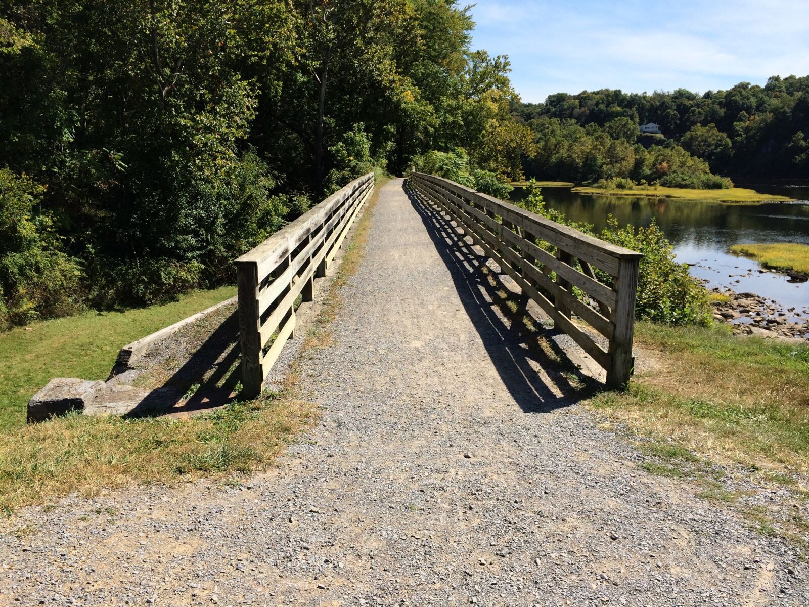 iPhone 5s back camera 4.12mm f/2.2 sample photo. Path, bike trail, c photography