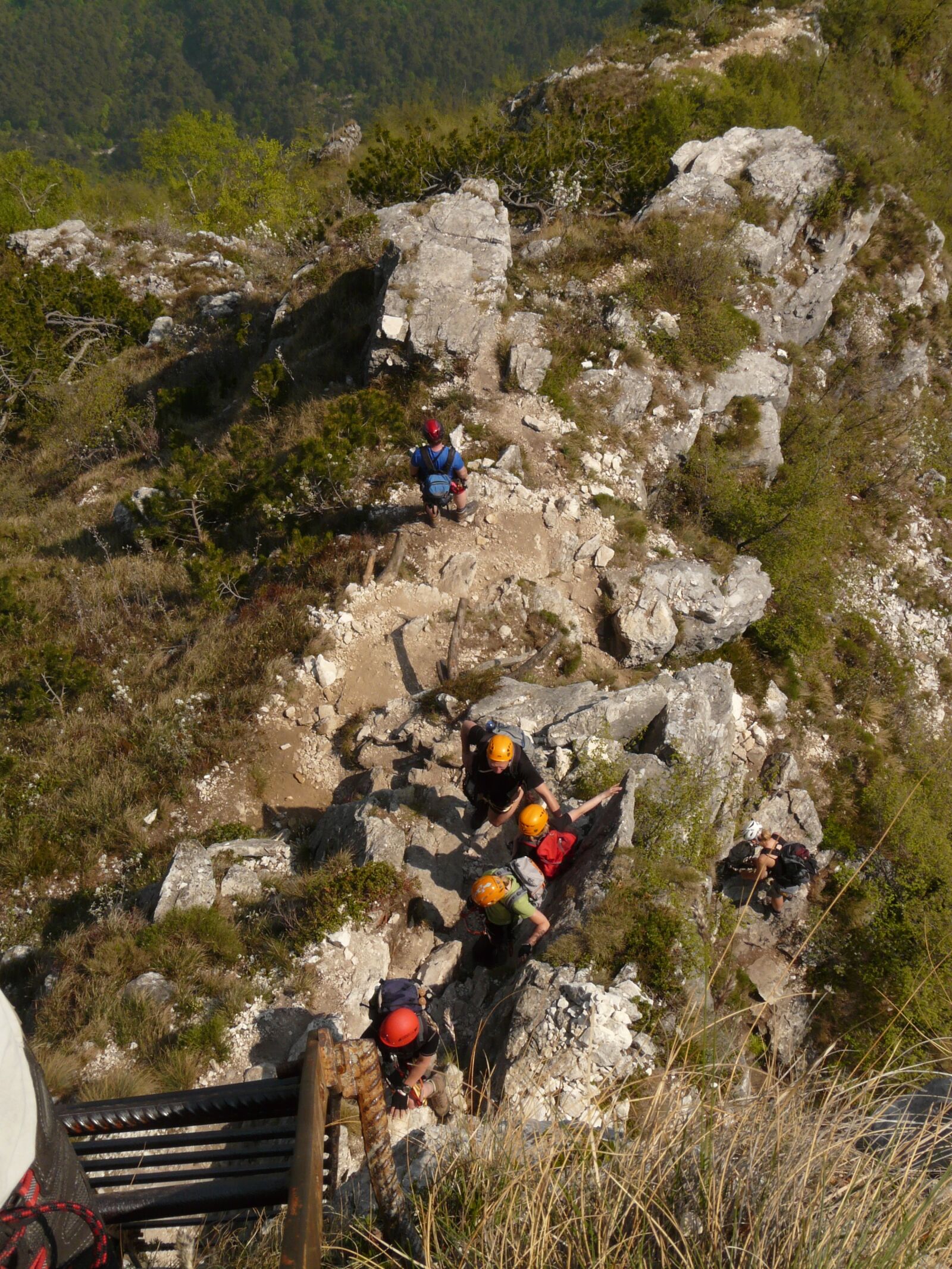 Panasonic DMC-FZ18 sample photo. Via dell'amicizia, steep, exposed photography